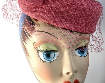 Vintage 1950s Pink Halo Hat Birdcage Veil Netting Bow Union Made