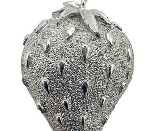 Broche en métal avec épingles à glace et fraises Sarah Coventry, VTG, ton argenté 6736, années 1960
