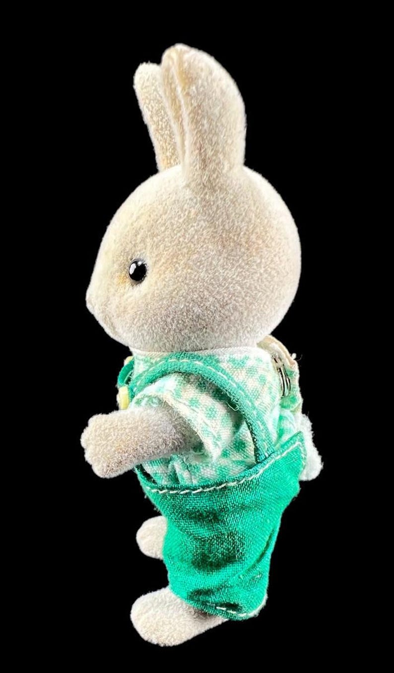 VTG Epoch Tomy Sylvanian Families Doll ROCKY BABBLEBROOK Grey Rabbit Family image 2