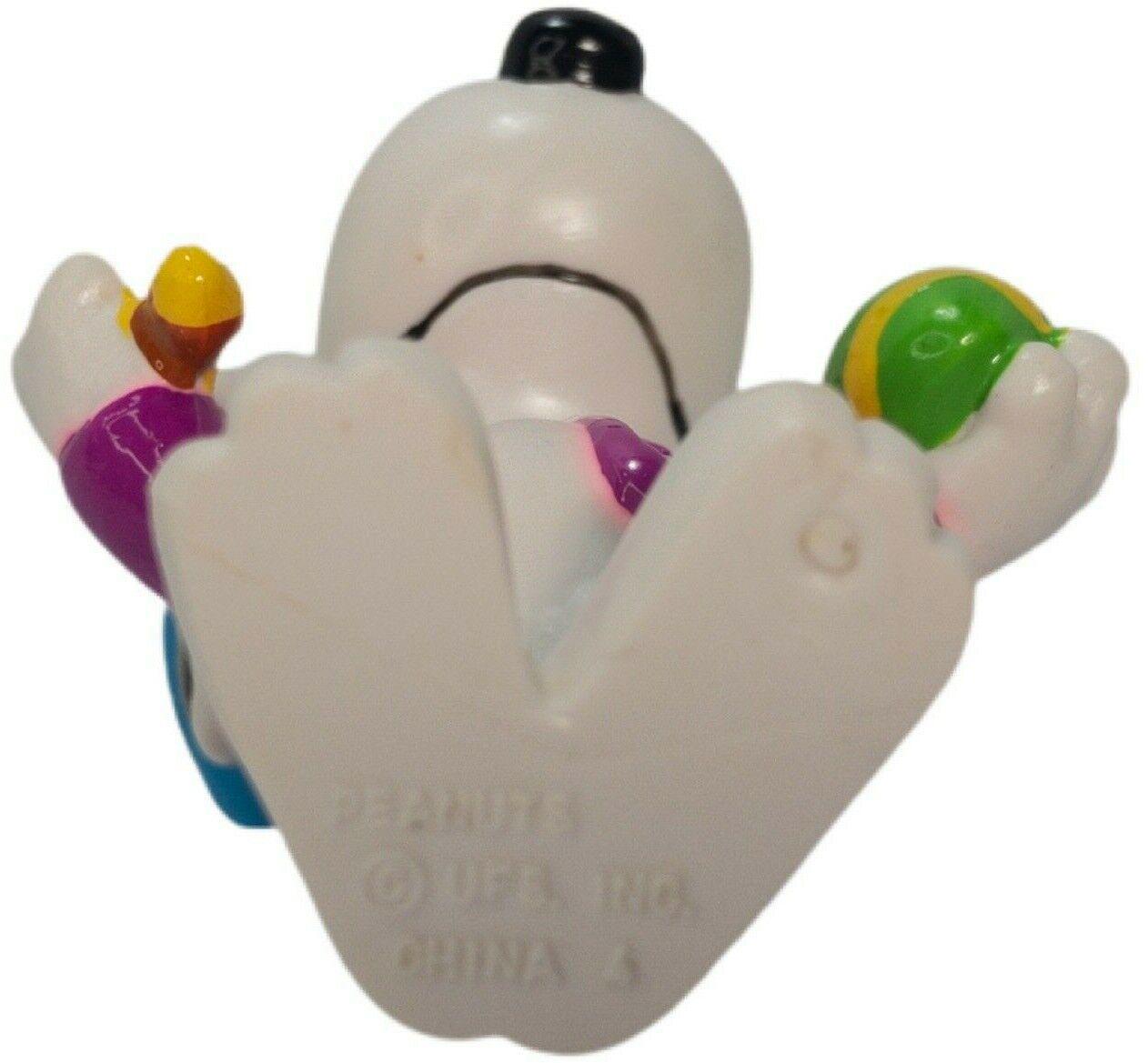 1990年代に廃盤になったUFS Inc PEANUTS PVC製ファンフィギュア