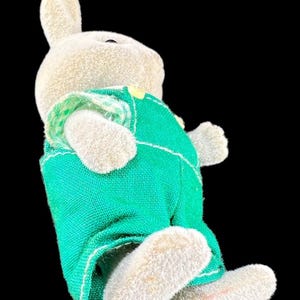 VTG Epoch Tomy Sylvanian Families Doll ROCKY BABBLEBROOK Grey Rabbit Family image 6