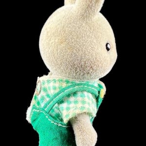 VTG Epoch Tomy Sylvanian Families Doll ROCKY BABBLEBROOK Grey Rabbit Family image 4