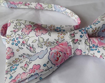 Liberty of London print  floral bow tie pretied bowtie