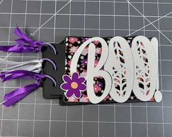 Boo 3 ring Halloween themed Scrapbook Photo Album