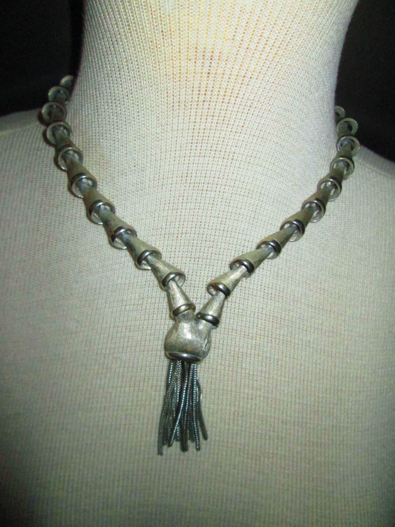 deep v neck necklace