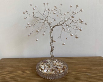 Pearl Tree Sculpture. Pearl wedding anniversary gift 30th anniversary gift. Pearl & Oyster Shell Wire Tree Ornament Silver Plated Cream