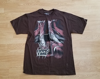 Mens Graphic Tee Spiderman Downside Up Hang Time T-shirt Size L