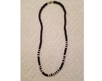 18" Necklace w/ Coconut Black & White for Unisex Surfer
