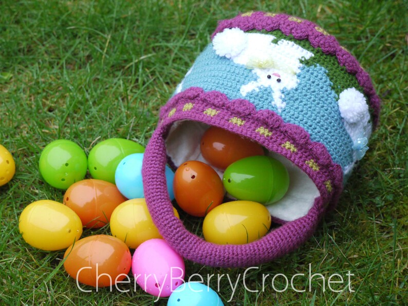 Easter Bunny Basket PDF Crochet Pattern image 1