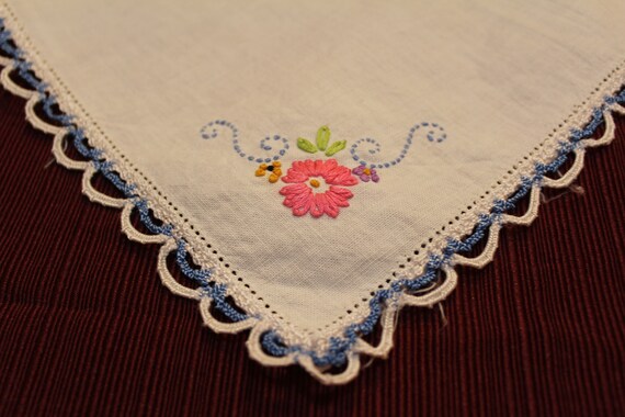 Vintage Hand Embroidered Floral Handkerchief with… - image 3