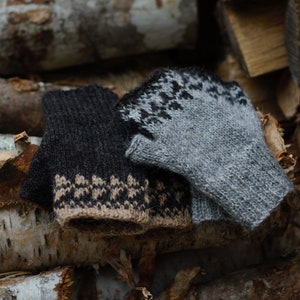 PDF PATTERN Foxtail Fingerless Mittens // Woodfolk Original Pattern // Size S M L XL image 3