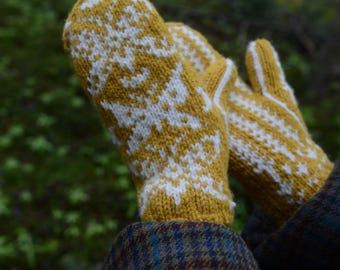 Hand-Knit Maritime Wool Mittens | Original Design | Nature Mittens