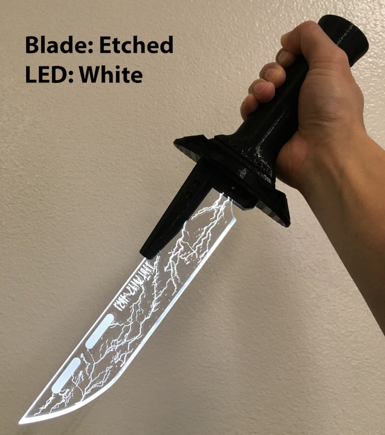 Star Wars inspired Mandalorian Knife-VibroDagger 3D Printed White