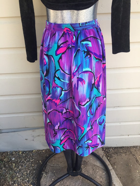 Small Purple Turquoise Indigo Floral Print knee l… - image 10