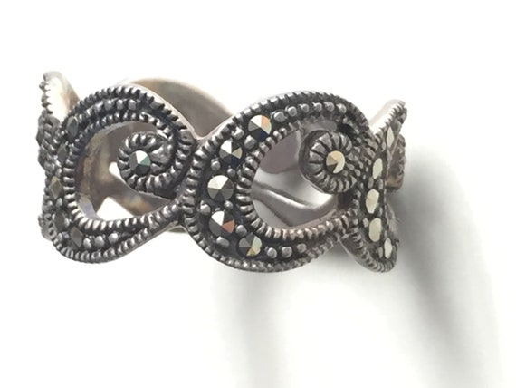 Vintage Sterling Marcasite Band Ring Size 8 1/4 R… - image 3