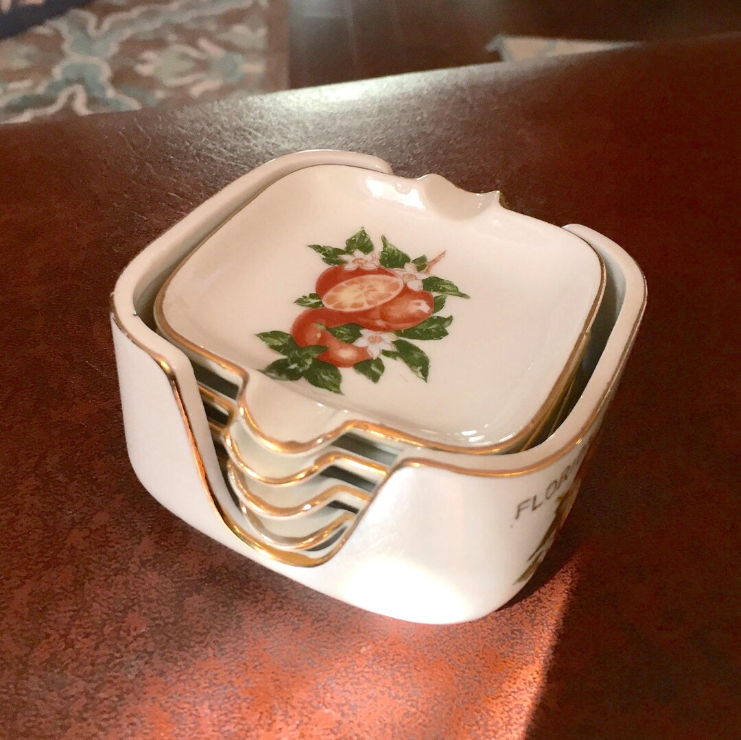 Vintage Souvenir Personal Ashtrays Set of 4 Porcelain Florida Orange Old Barware Trinket
