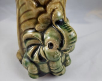Petit pot à fleurs en majolique Good Fortune ~ MP 154