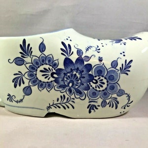 DUTCH CLOG WALL Pocket - hellgrün mit blauem Blumendesign