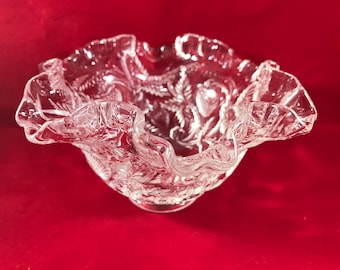 FENTON ~ Clear Glass Strawberries and Flowers Bowl ~ Ruffled Edges