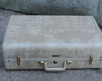 samsonite hat box