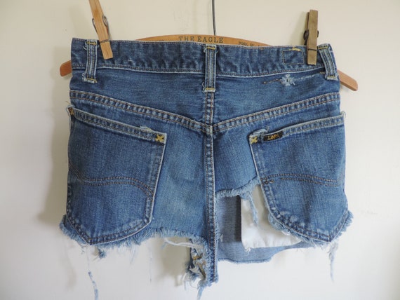 70's 80's LEE Thrashed Denim Shorts Cut Off Distr… - image 7