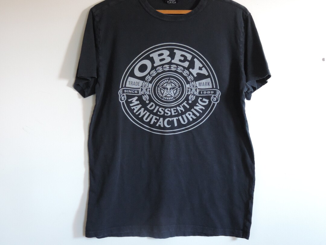Vintage OBEY T Shirt Spell Out Giant Star Logo Manufacturing