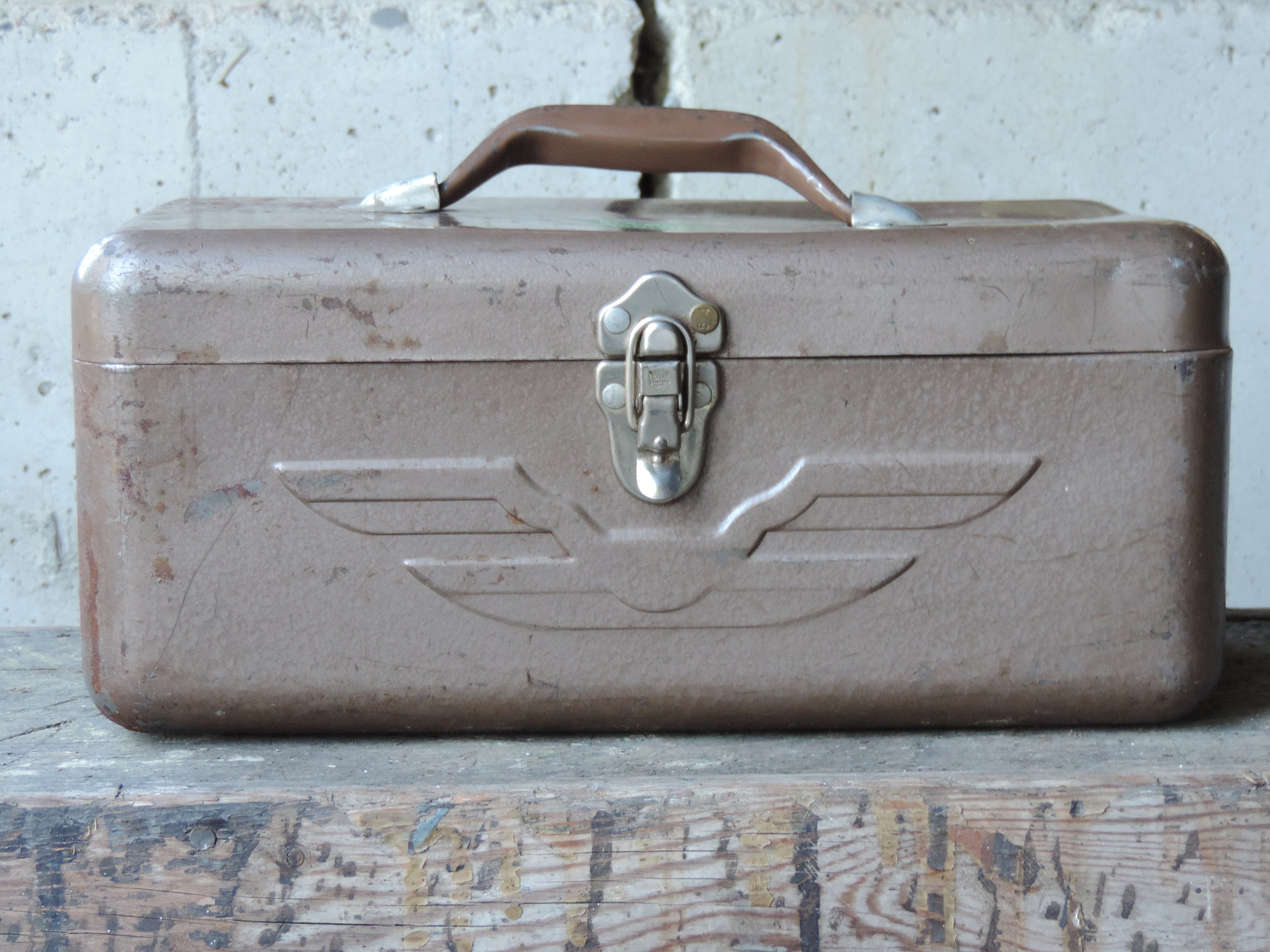 Vintage JC Higgins Fishing Tackle Box Metal Featuring One Divided Tray  Angler's Gear Distressed Rustic Industrial Salvage Display 