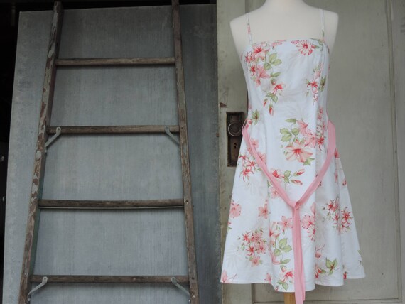 Floral Sundress 70's White Salmon Pink Floral Desi