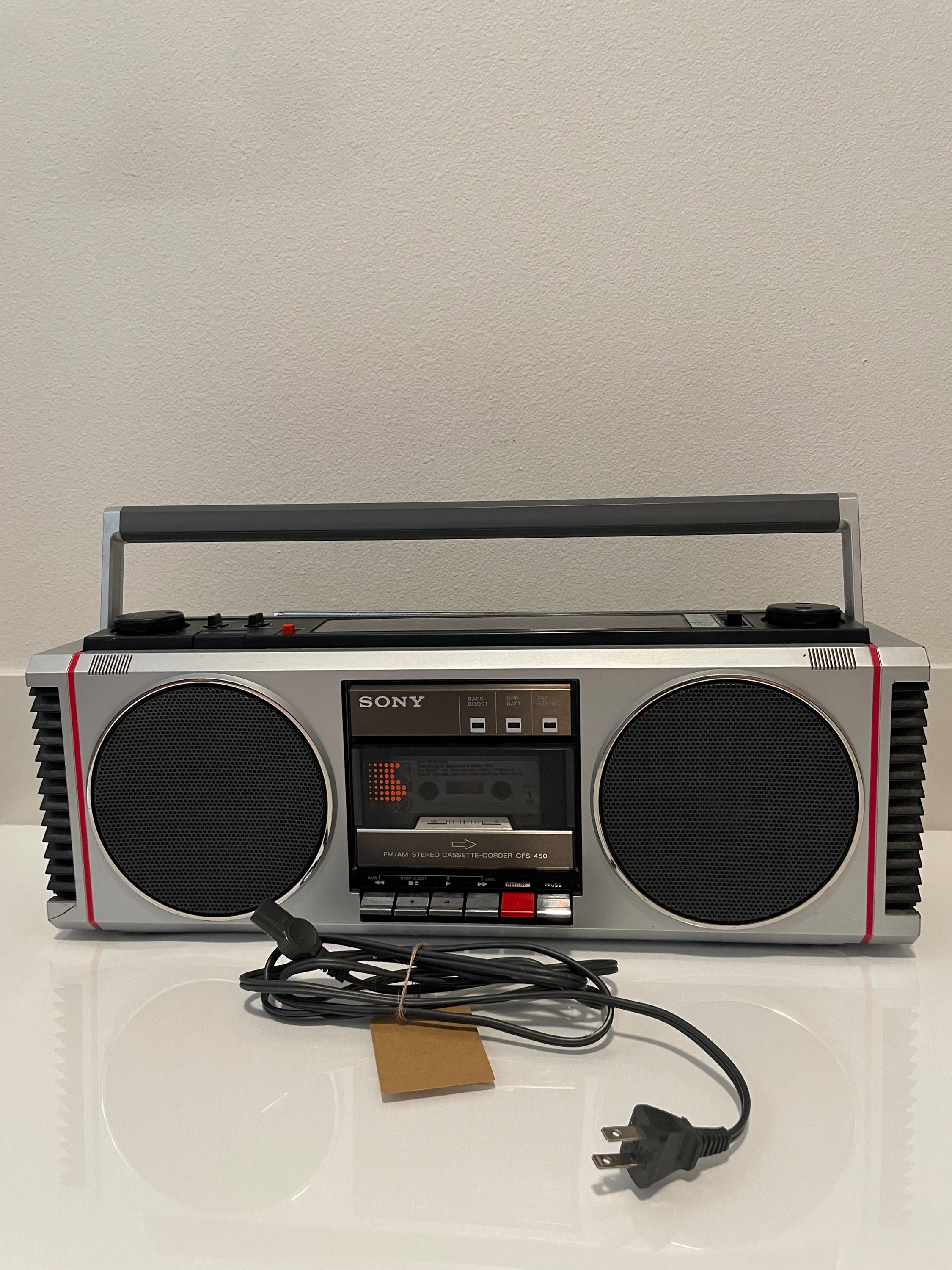 80's Sony CFS-450 Stereo Super Woofer Cassette Playeram/fm Radio