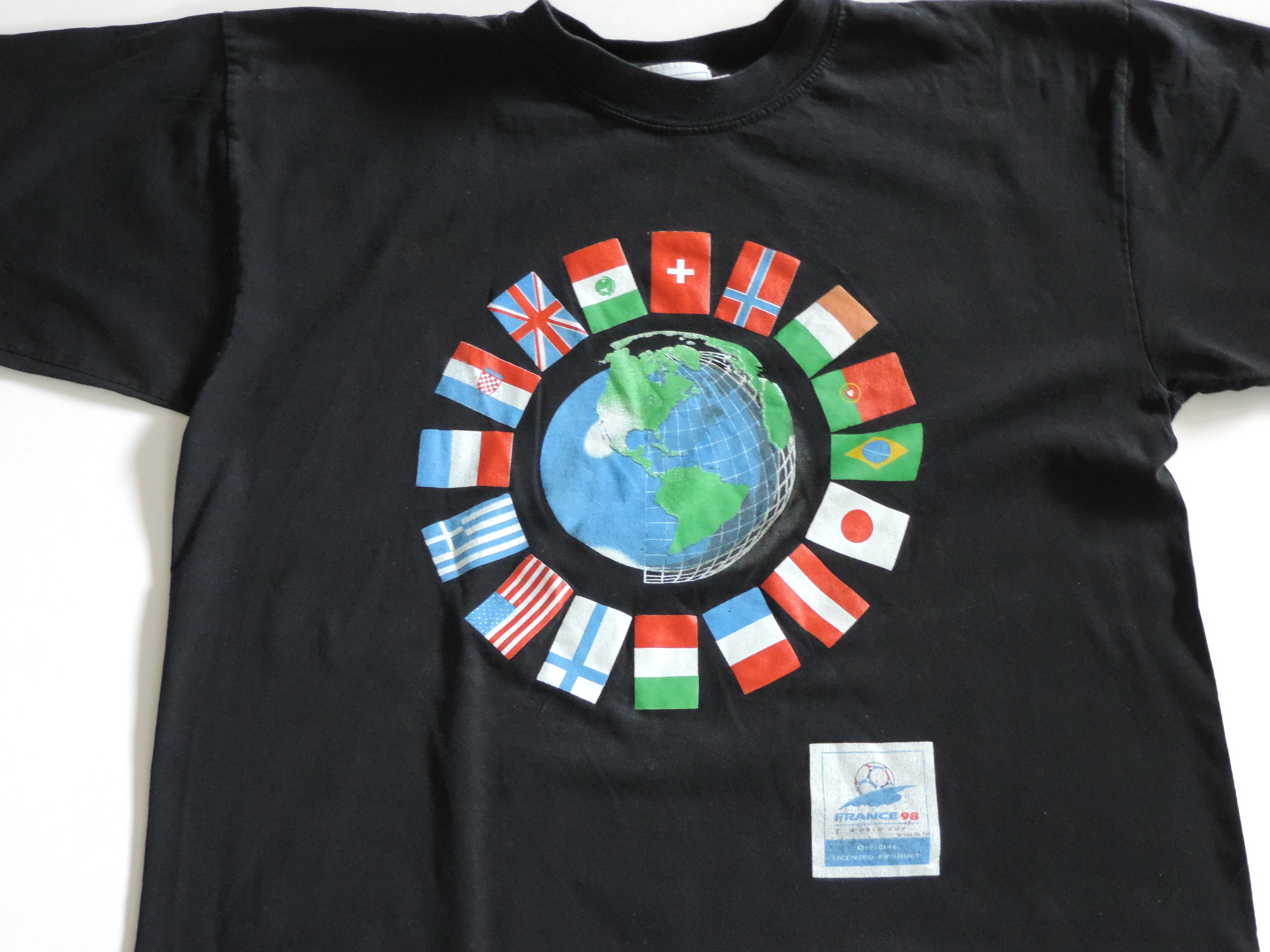 新品タグ☆フランスワールドカップ98　Tシャツ　FIFA WORLD CUP 新品タグ☆フランスワールドカップ98 Tシャツ FIFA WORLD CUP