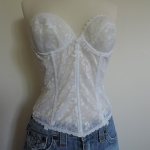 Lacey Bustier White 70&#39;s NOS Lace Night Day Wear ULGWU Tag Boudoir Dressing Bridal Lingerie 38B