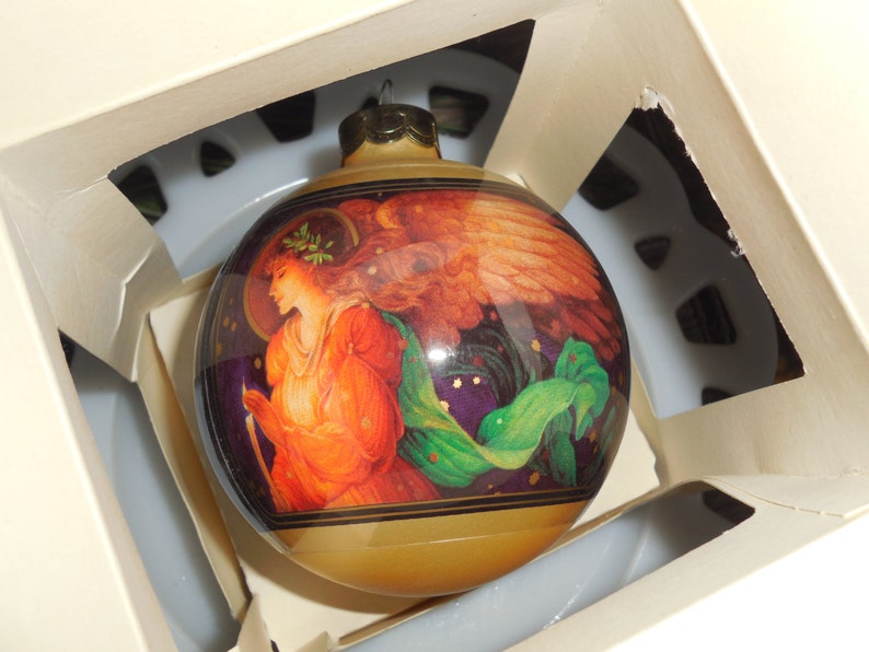 Hallmark Holiday Ornament Keepsake Christmas Ornament Vintage 1982 Glorious Angel