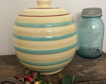 Two Vintage Cookie Jars Robinson Ransbottom Yellow Bee Hive set of 2 one lid