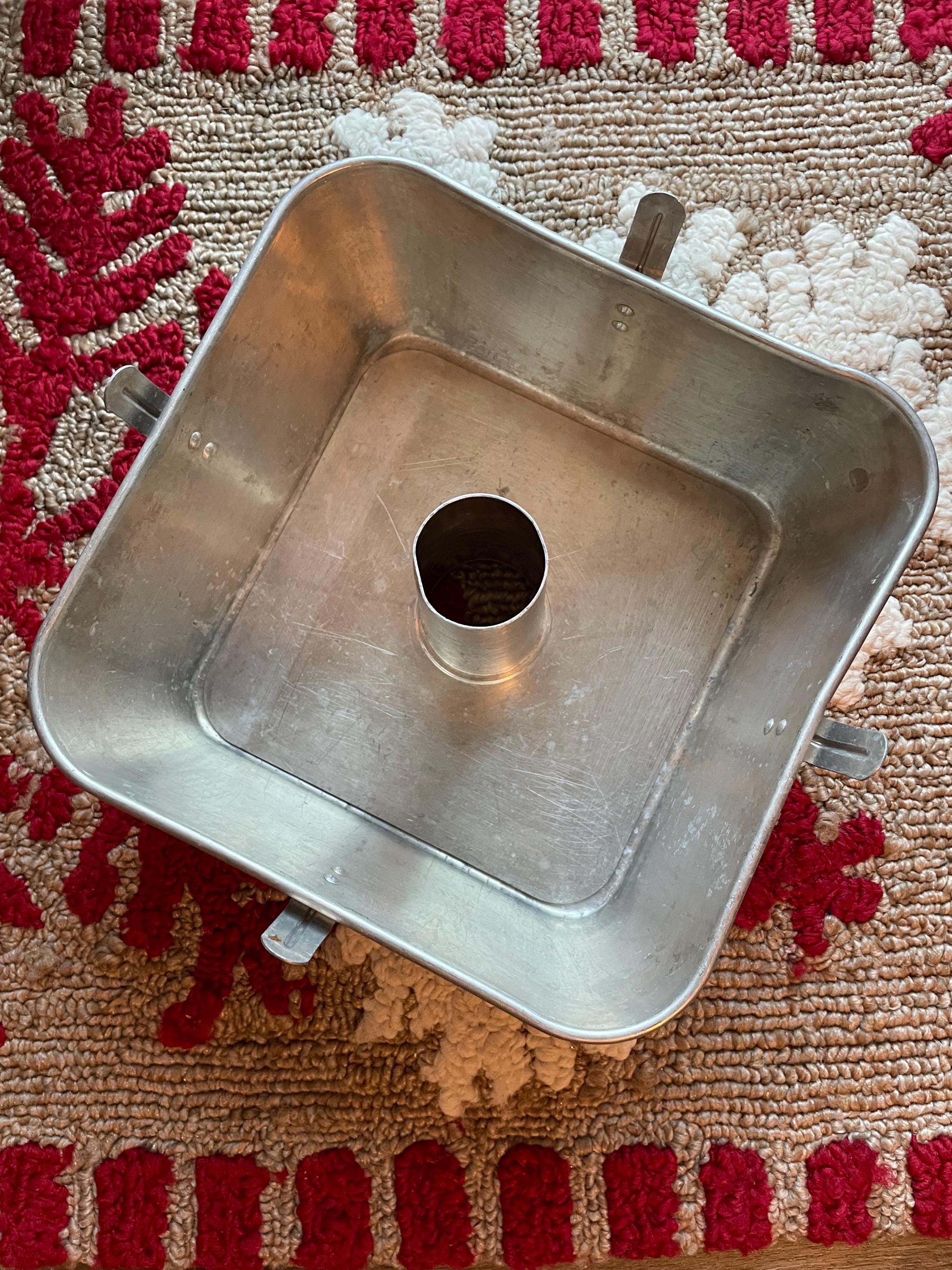 Mid Century Modern Angel Food Cake Square Aluminum Pan 9