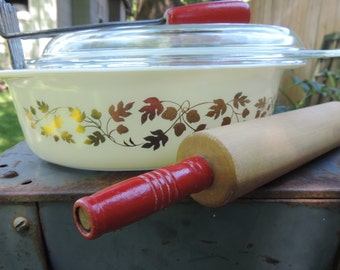 Pirofila vintage Pyrex Golden Acorn, ovale da 2,5 litri