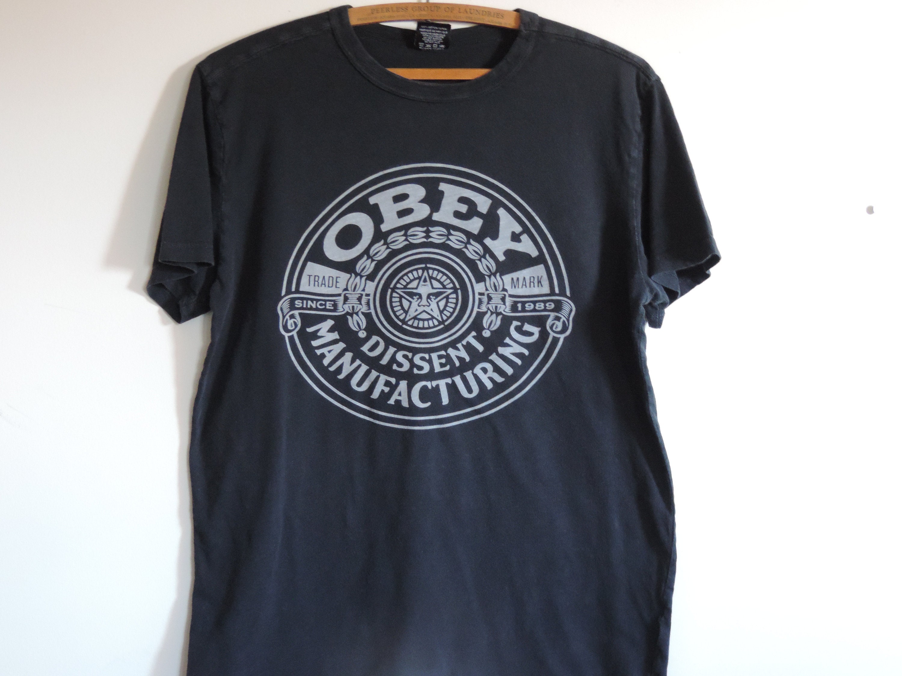 Obey Fight for Earth Organic T-Shirt  Large Streetwear – Mad Van Antiques