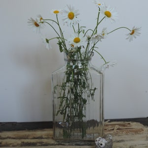 Vintage Glass Water Pitcher Beverage  2 qt. Container Old Ribbed Glass Vase  Anchor Hocking Juice Server Refrigerator Water Pitcher