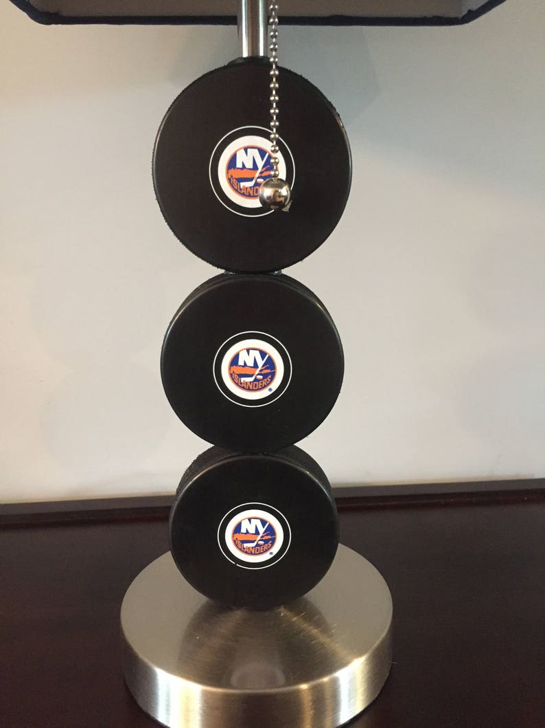 New York Islanders Fan Hockey Lamp