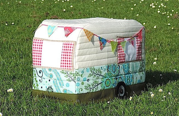 Vintage Caravan Sewing Machine Cover Pattern 