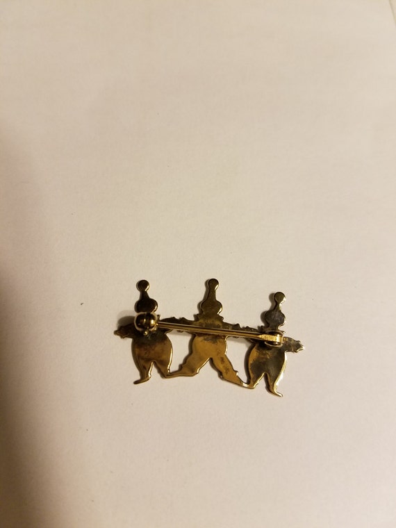 Vintage Vermeil Trio of Clowns Scatter Pin - image 4