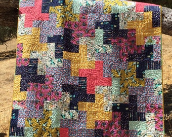 Modern quilt pattern - &quot;Heat Wave&quot; - fun and easy to make, 5 yards, one yard each of 5 farbics - 63&quot; x 77&quot; or 84&quot; - Instant download PDF