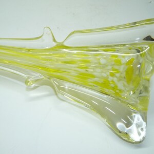 Vintage 1960s Italian Murano Hand-Blown Lobed Yellow Glass Vase, White Flakes, H 35 cm image 6