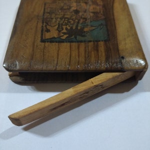 Portasigarette vintage Bezalel con marchio Gerusalemme, legno d'ulivo, Tiberiade in Galil, 8,2 X 7,5 cm