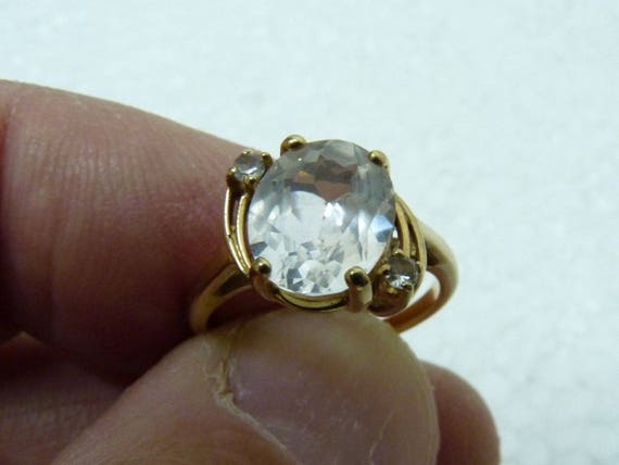 Vintage English 10K Gold Ring with Oval B 2-3 Car… - image 1