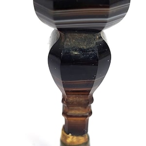 Antique Brass Seal Stamp, Hand-Crafted Faceted Black Agate Handle, Stylized Signature, L 5.3 cm