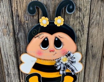 BEE door hanger, Bee decoration, Bee wreath, Wooden Bee sign, Bumble Bee decor, Bee, Baby bee room decor, Summer door hanger for front door