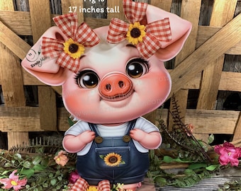 Farmhouse centerpiece, pig decoration, Pig sign, Wooden pig shelf sitter, Country style pig decoration, Baby pig decor, farmhouse decoration