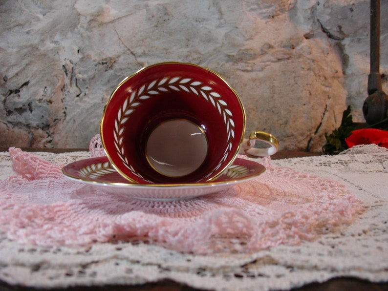 Bridesmaid Gift Vintage 1950s Maroon Red White Laurel Gold Pattern #C552 Aynsley English Bone China Teacup And Saucer