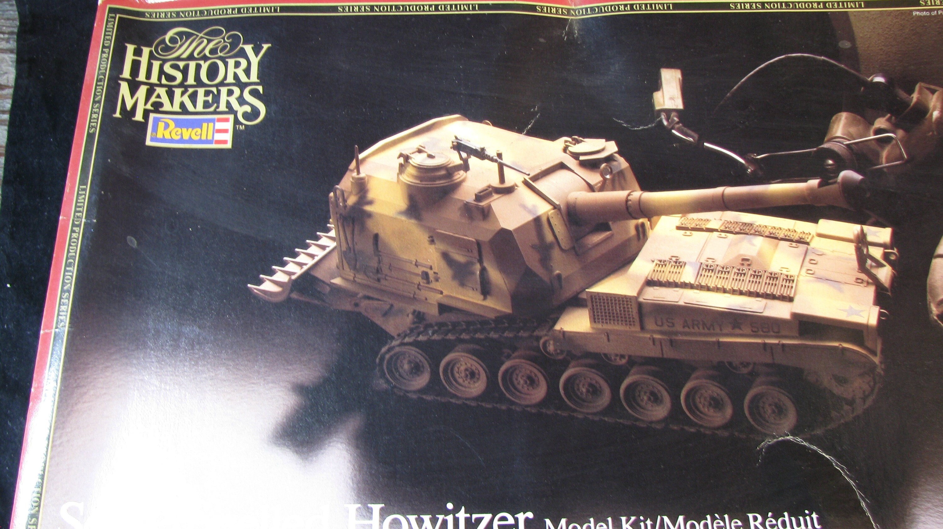 Revell History Makers Self Propelled Howitzer Model Kit My XXX Hot Girl
