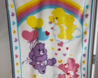 Vtg Care Bear Blanket Y2K Funshine Share Love Rainbow Heart 31” x 40”Star